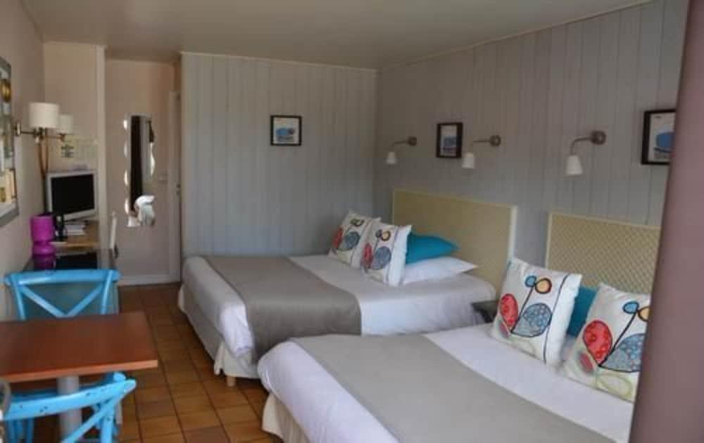 Hotel Monet La Riviere-Saint-Sauveur Ngoại thất bức ảnh